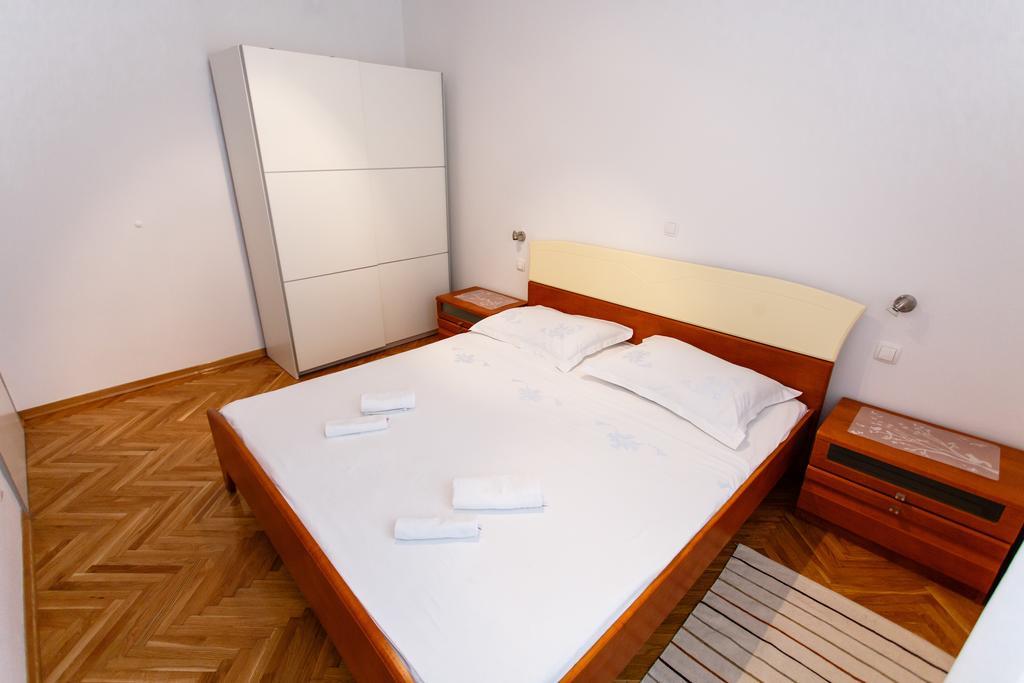 אומיס Filip Apartment חדר תמונה