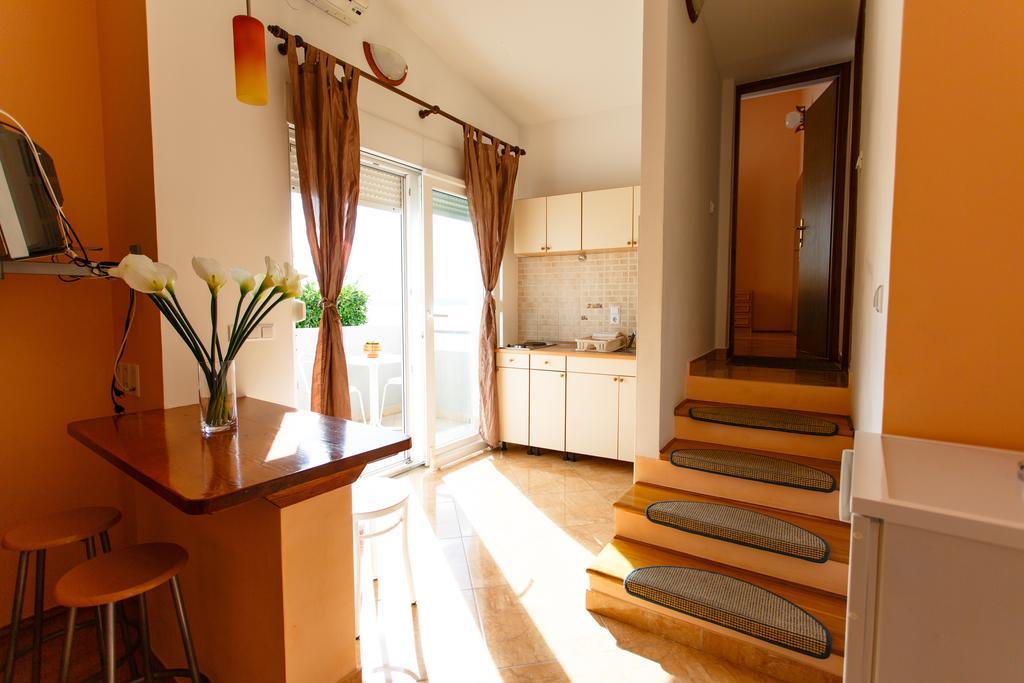 אומיס Filip Apartment חדר תמונה