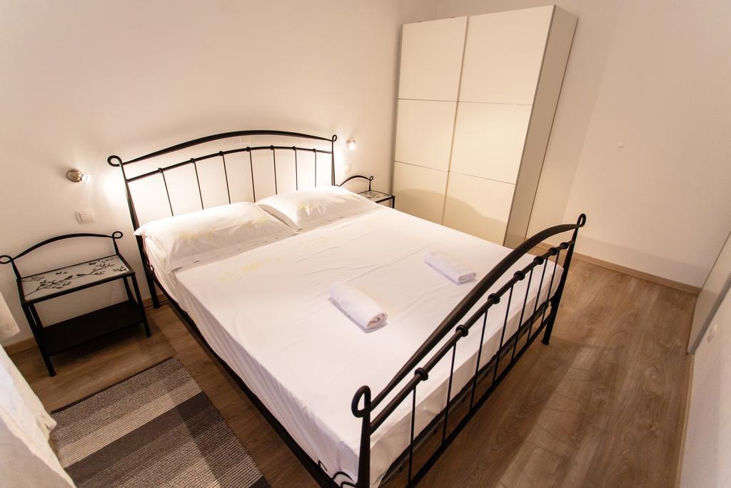 אומיס Filip Apartment חדר תמונה